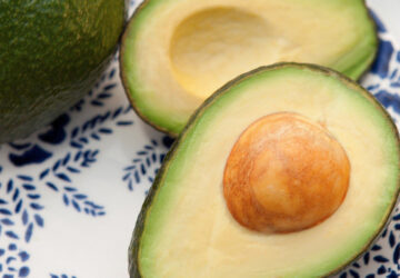 Grow Houseplants from Avocado Seeds