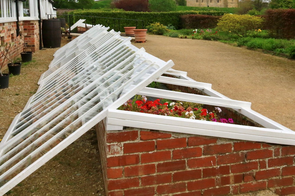 Building a Cold Frame: Start Planting at the End of Winter