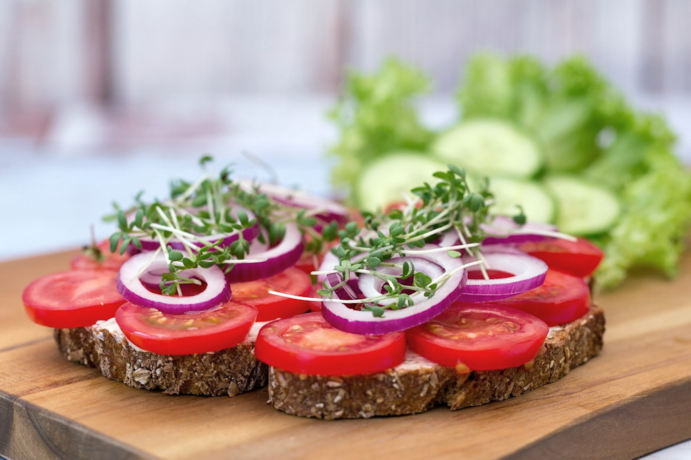 Exploring the Winter Wonders of Sprouts and Microgreens